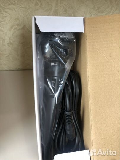 Микрофон новый LG