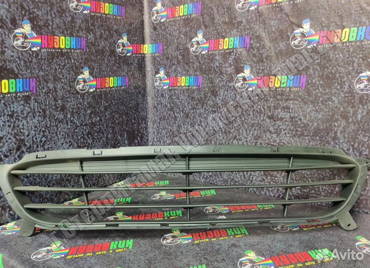 Решетка переднего бампера нижняя Solaris 2011