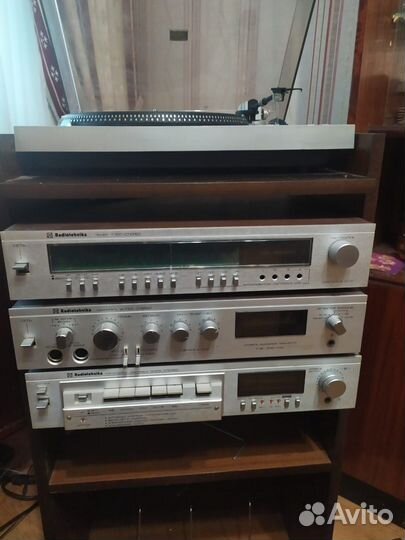 Музыкальный центр радиотехника