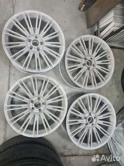 Литые диски Bentley R20 5112