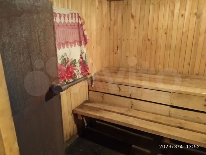 Дача 20 м² на участке 8 сот.