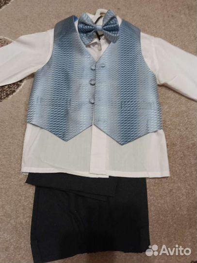 Костюм для мальчика 92р