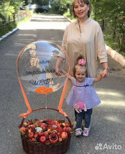 Фруктовая корзина, клубничный букет