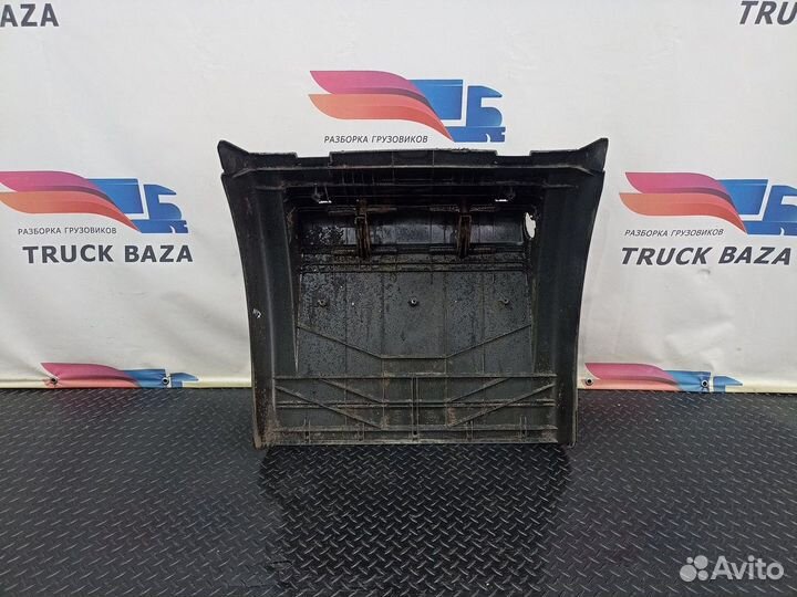 Крыло заднее передняя часть