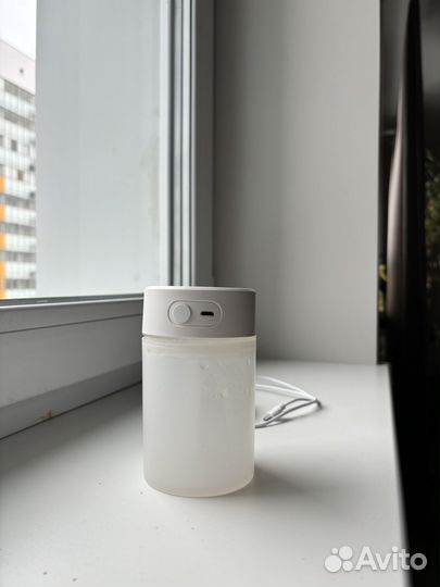 Увлажнитель воздуха Baymax белый