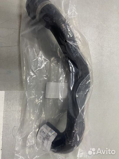 Патрубок bmw f10 11537593513