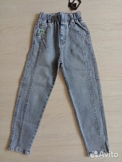 Джинсы новые