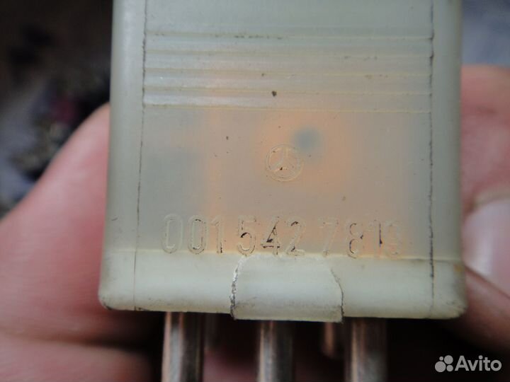 Блок (реле) стеклоподъемников Mercedes W463 G-clas