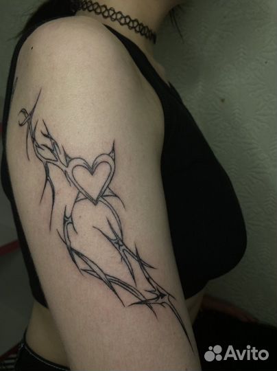 Модель на тату