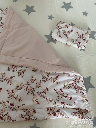 Бортики в детскую кроватку с одеялом