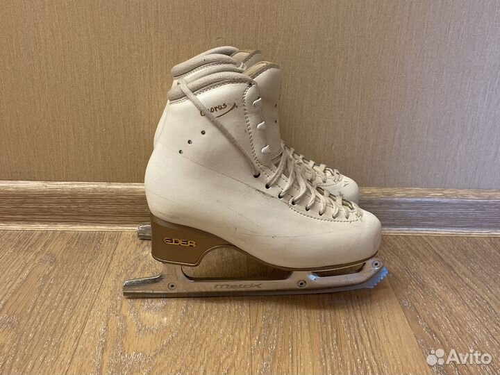 Коньки фигурные edea 235