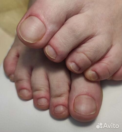 Маникюр педикюр