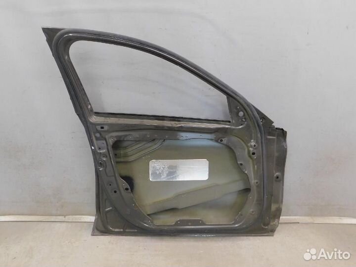 Дверь передняя левая Mercedes-Benz C-Class