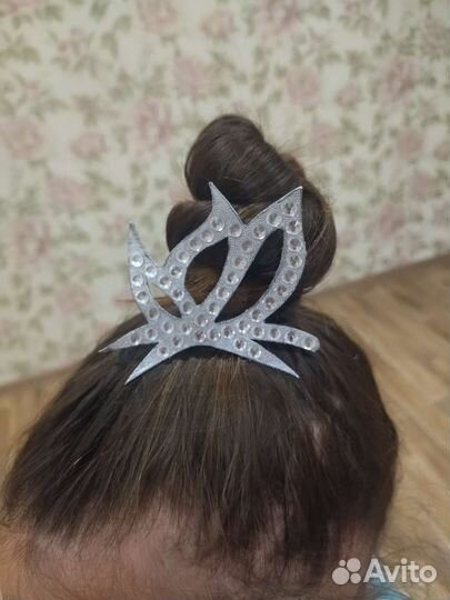 Украшение для волос гимнастика