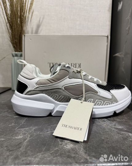 Кроссовки Trussardi оригинал