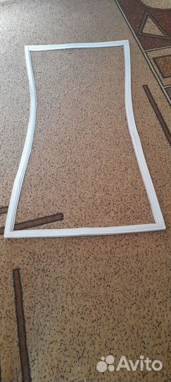 Продается уплотнитель для холодильника 570*1110
