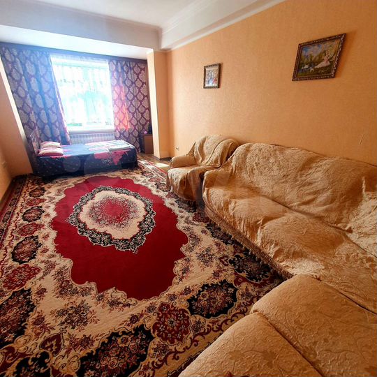 1-к. квартира, 53 м², 4/4 эт.