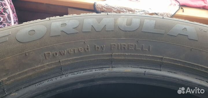 Pirelli Formula Ice 225/60 R18 104T