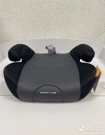 Автокресло-бустер