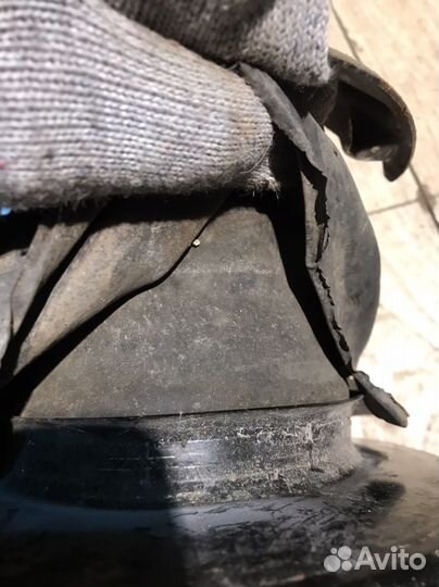 Пневмостойка передняя Subaru Legacy BH BE