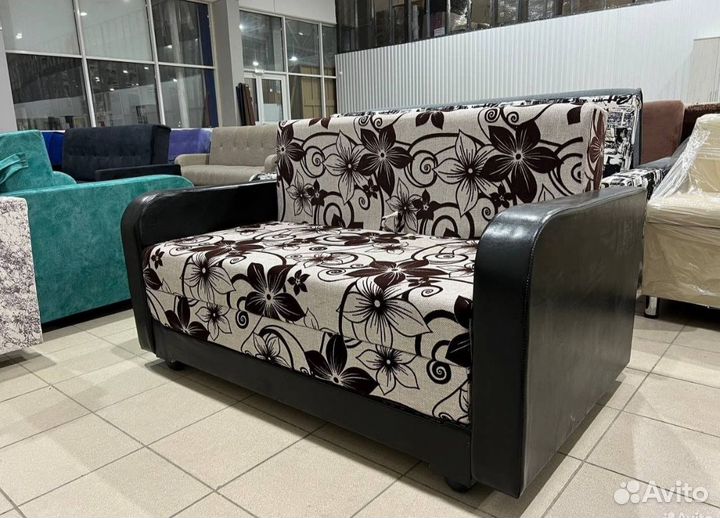 Диван чебурашка