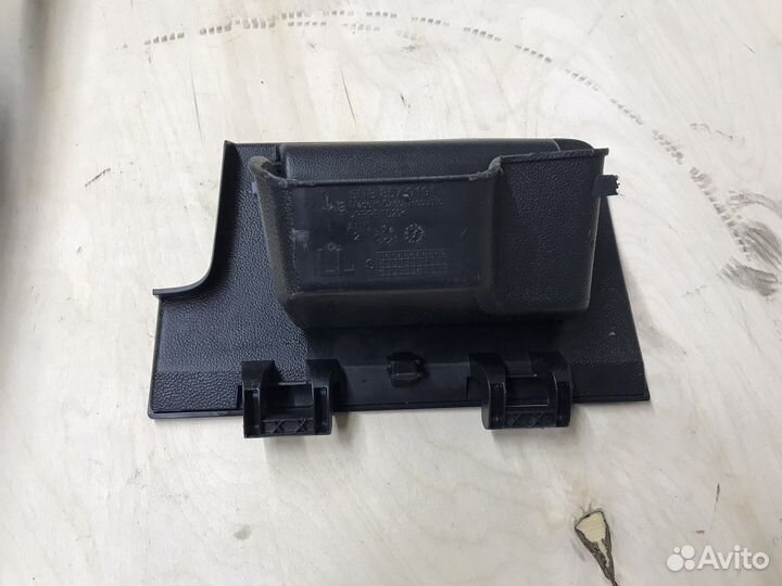 Водительский бардачок Tiguan 2