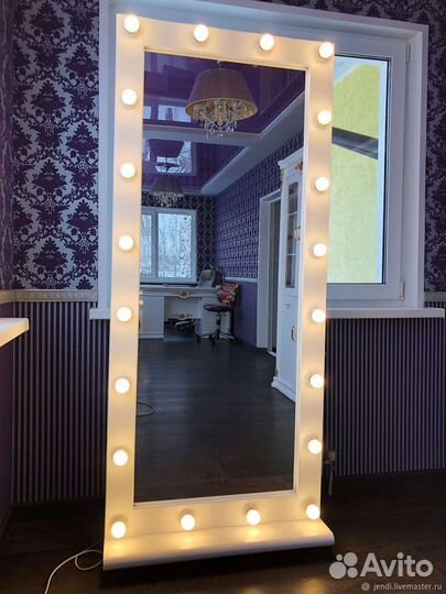 Зеркало напольное