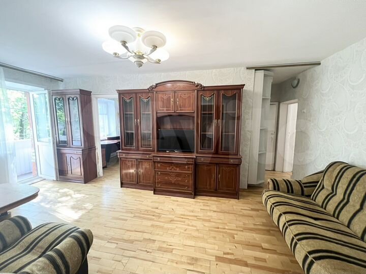 3-к. квартира, 56 м², 3/5 эт.