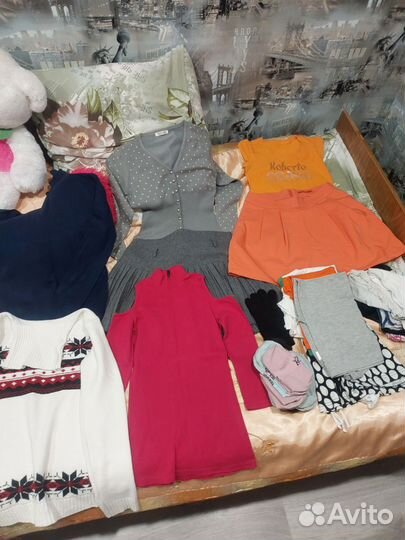 Пакет одежды на девочку 9-13 лет