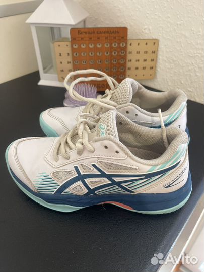 Теннисные кроссовки asics