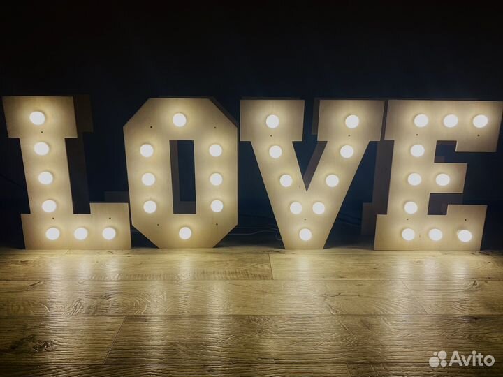 Буквы love светящиеся декор