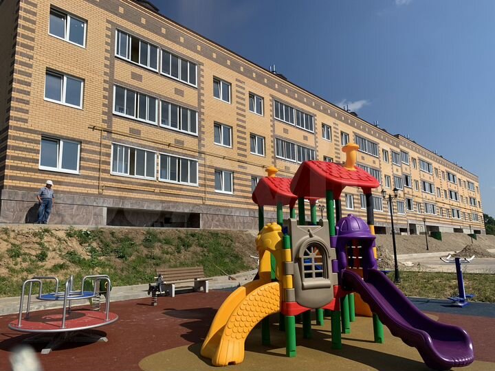 2-к. квартира, 53 м², 2/3 эт.