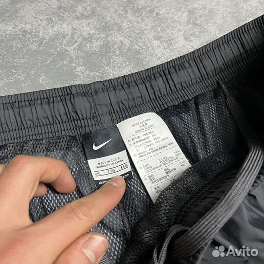 Нейлоновые штаны nike