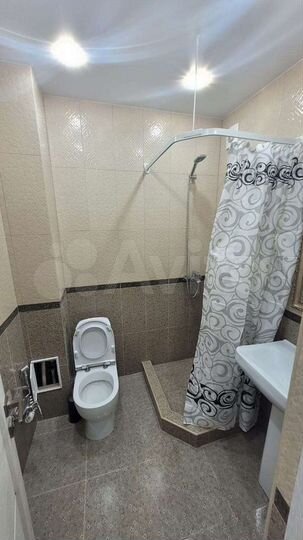 1-к. квартира, 42 м², 1/5 эт.