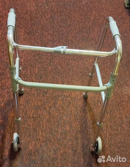 Ходунки 2-х колесные для взрослых