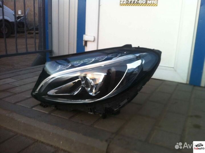 Фара левая, Mercedes C W205 2017