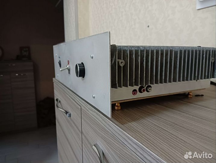 Продам сабвуфер +усилитель