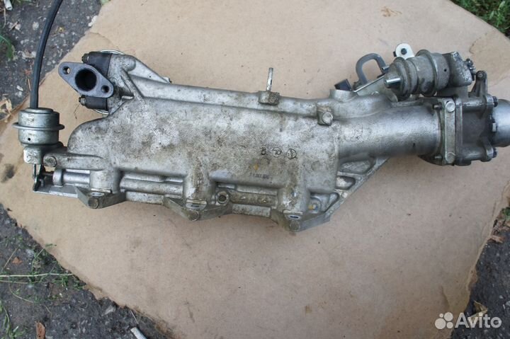 Mazda BT-50 Ford ranger впускной коллектор