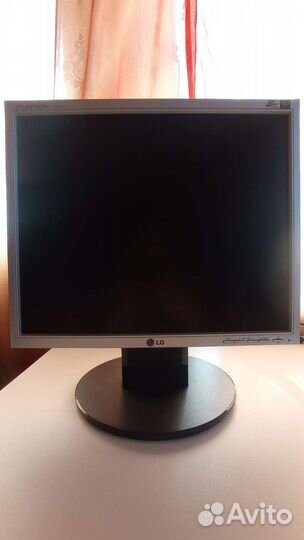 Продам мониторы 17 Дюймов