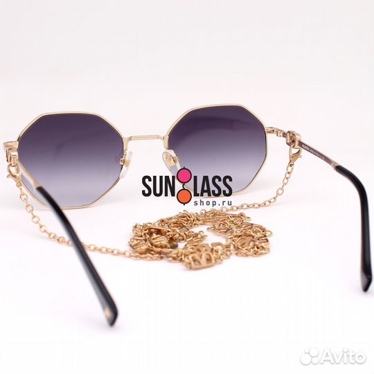 Очки Valentino с цепочкой