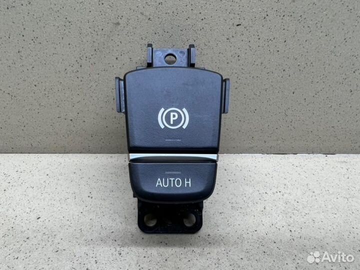 Кнопка фиксатора стояночного тормоза Bmw 6-Serie