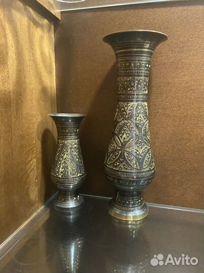 Вазы декоративные