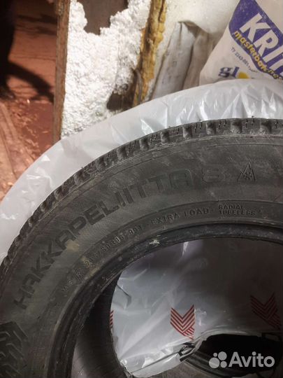 Nokian Tyres Hakkapeliitta 8 215/60 R16