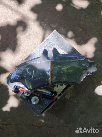 Колодки тормозные дисковые задние, комплект