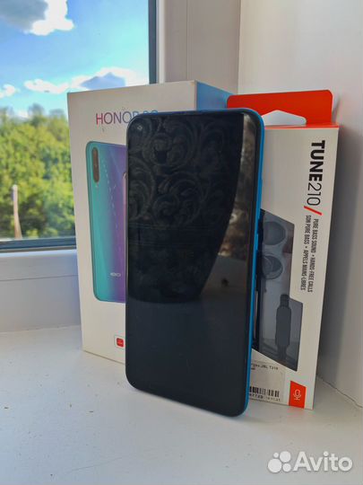 Телефон Honor 9c