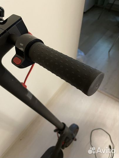 Электро самокат xiaomi M365 PRO