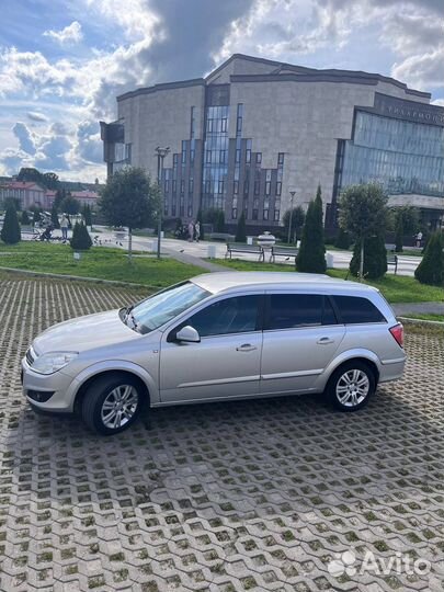 Opel Astra 1.8 AT, 2011, 180 000 км