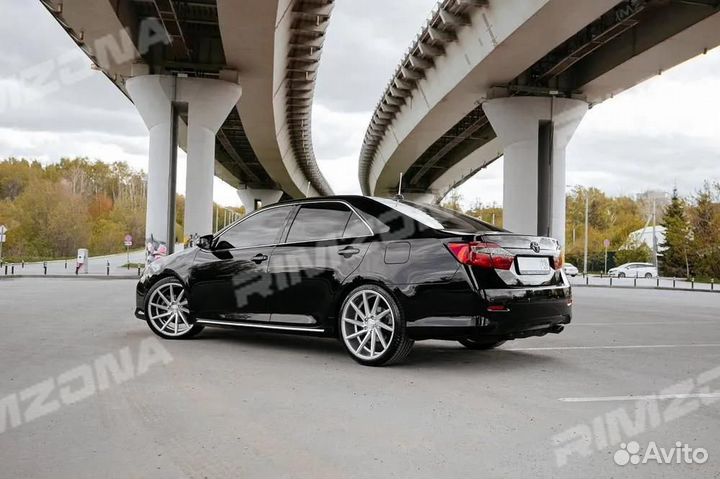 Литой диск в стиле vossen R16 5x100