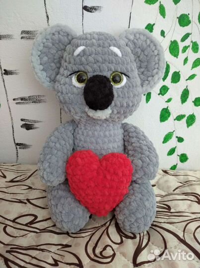 Вязаная игрушка коала