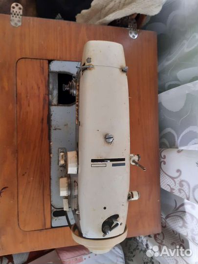 Швейная машинка veritas